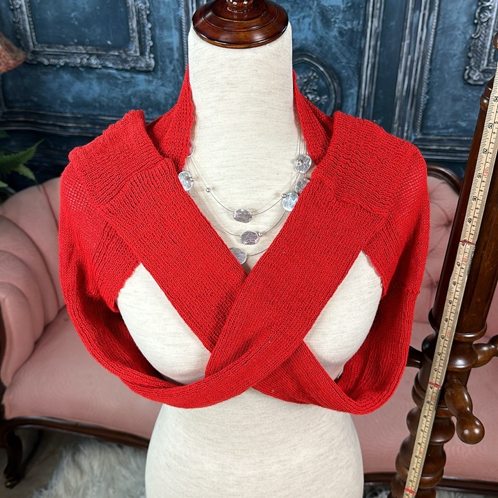 Red silky knit shrug - Picture 3 of 8